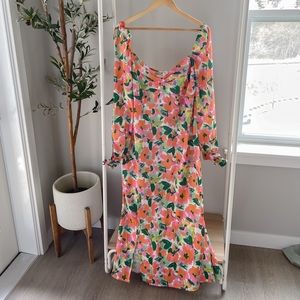 NWT Pretty Little Thing Floral Dress
